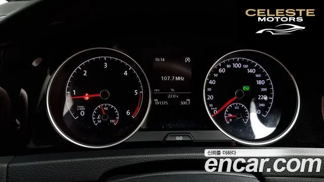 VOLKSWAGEN 71.6 TDI 2015 — photo 8 sur 20