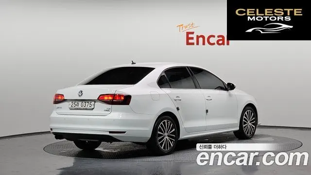 VOLKSWAGEN 2.0 TDI 2016 — photo 2 sur 20