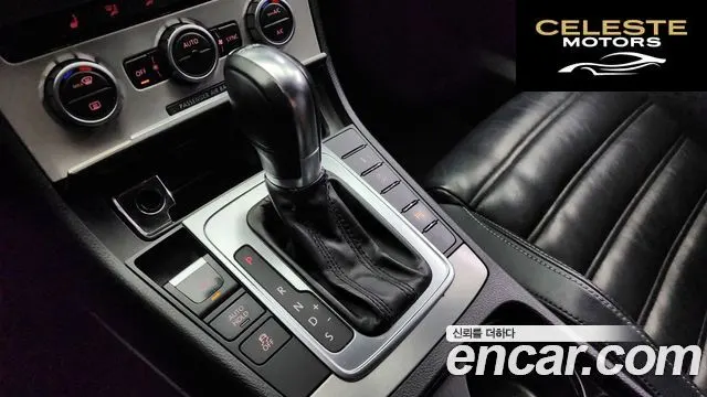 VOLKSWAGEN CC 2.0 TDI 2013 — photo 9 sur 20