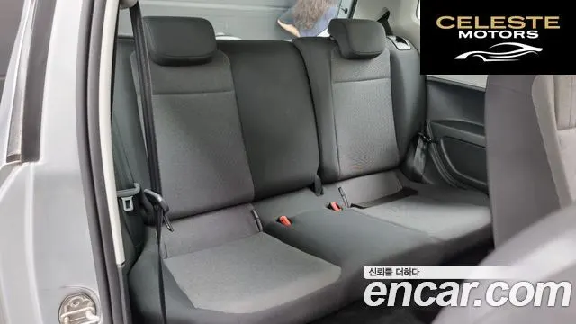 VOLKSWAGEN  2014 — photo 12 sur 20