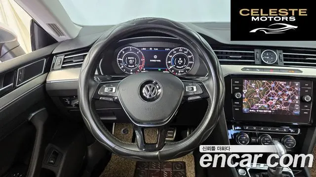 VOLKSWAGEN 2.0 TDI Premium 2018 — photo 13 sur 26