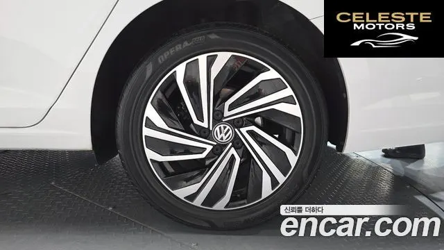 VOLKSWAGEN 71.4 TSI 2020 — photo 5 sur 20