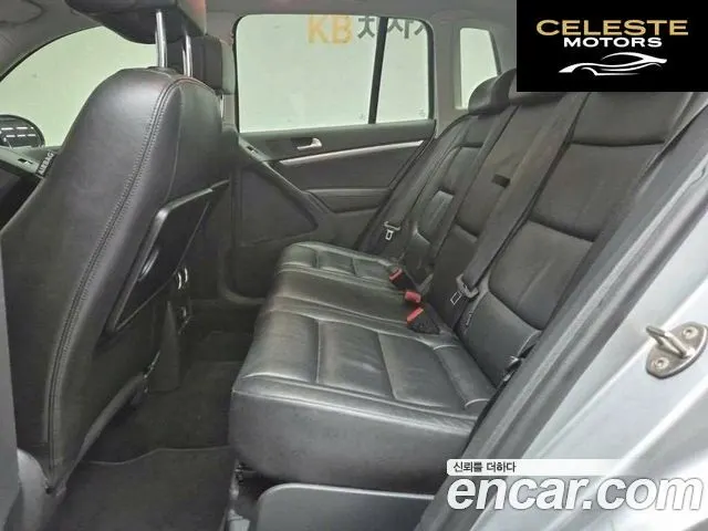 VOLKSWAGEN 2.0 TDI Premium 2015 — photo 12 sur 25