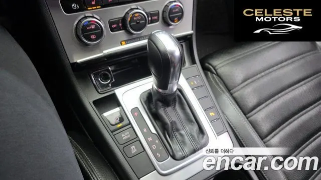 VOLKSWAGEN CC 2.0 TSI 2013 — photo 9 sur 20