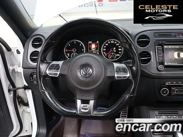 VOLKSWAGEN 2.0 TDI R-Line 2015 — photo 15 sur 26