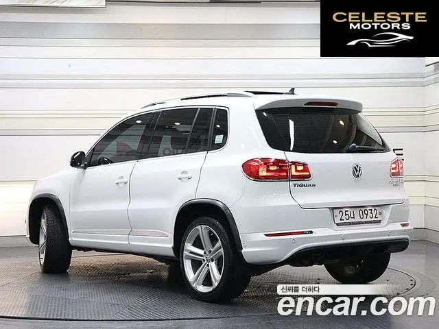 VOLKSWAGEN 2.0 TDI R-Line 2015 — photo 4 sur 26