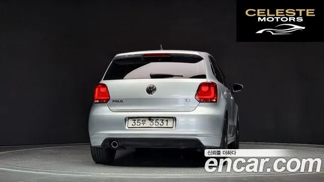 VOLKSWAGEN 1.6 TDI R-Line 2013 — photo 4 sur 26