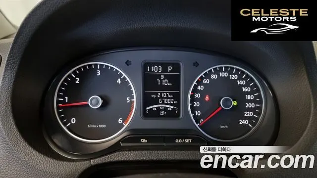 VOLKSWAGEN 1.6 TDI R-Line 2013 — photo 8 sur 26