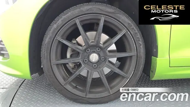 VOLKSWAGEN 2.0 TDI R-Line 2012 — photo 5 sur 26