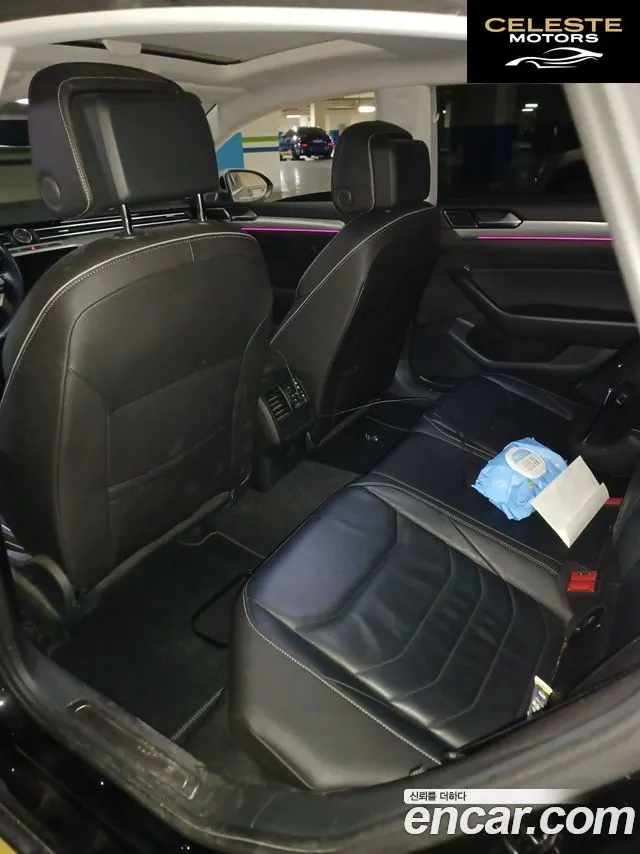 VOLKSWAGEN 2.0 TDI Premium 2019 — photo 8 sur 16