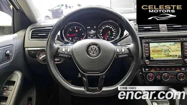 VOLKSWAGEN 2.0 TDI Premium 2015 — photo 13 sur 20
