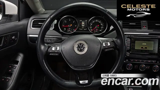 VOLKSWAGEN 2.0 TDI Premium 2015 — photo 13 sur 20
