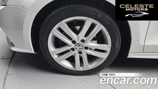 VOLKSWAGEN 2.0 TDI Premium 2015 — photo 5 sur 20