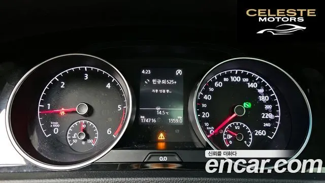 VOLKSWAGEN 72.0 TDI 2015 — photo 8 sur 20