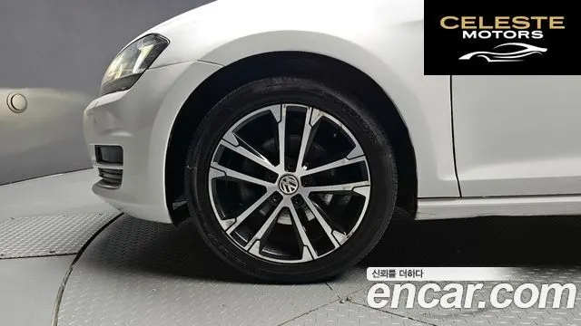 VOLKSWAGEN 72.0 TDI Premium 2015 — photo 5 sur 20