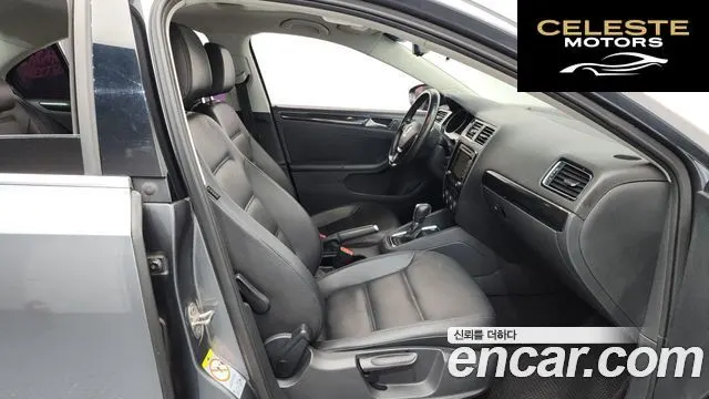 VOLKSWAGEN 2.0 TDI Premium 2015 — photo 11 sur 20