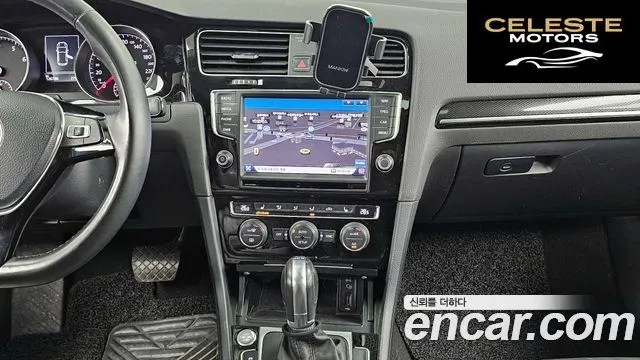 VOLKSWAGEN 71.4 TSI Premium 2014 — photo 14 sur 20