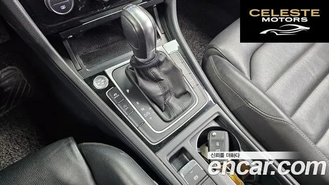 VOLKSWAGEN 71.4 TSI Premium 2014 — photo 9 sur 20