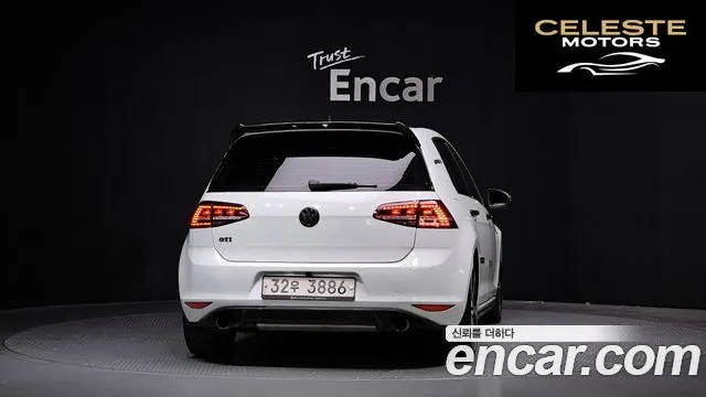 VOLKSWAGEN 72.0 GTI 2015 — photo 4 sur 20