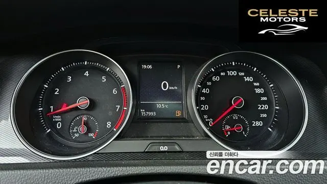 VOLKSWAGEN 72.0 GTI 2015 — photo 8 sur 20