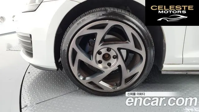 VOLKSWAGEN 72.0 TDI Premium 2014 — photo 5 sur 20