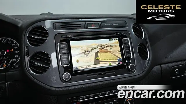 VOLKSWAGEN 2.0 TDI R-Line 2014 — photo 14 sur 20