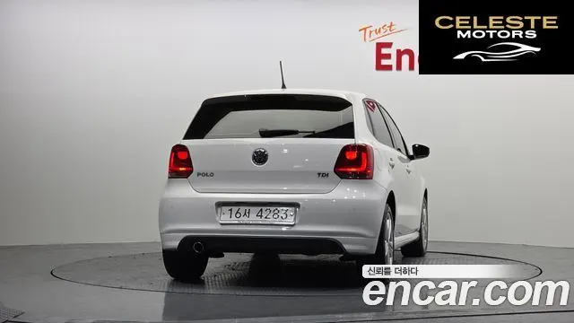 VOLKSWAGEN 1.6 TDI R-Line 2014 — photo 4 sur 20