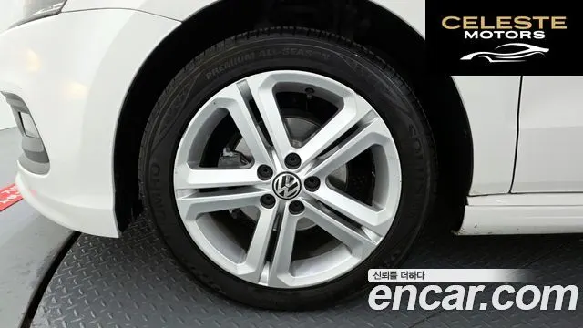VOLKSWAGEN 1.6 TDI R-Line 2014 — photo 5 sur 20