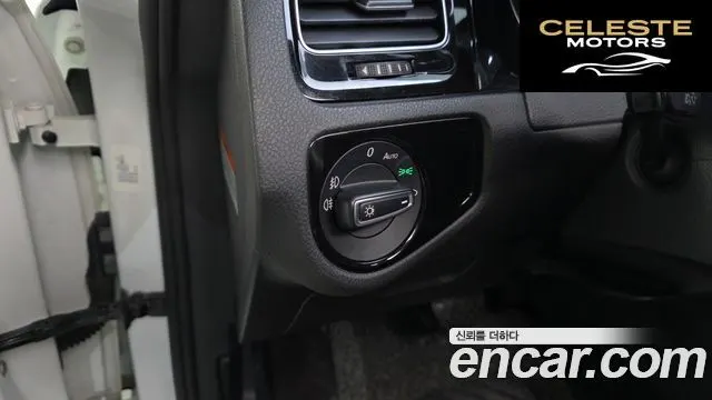 VOLKSWAGEN 72.0 TDI Premium 2015 — photo 19 sur 20