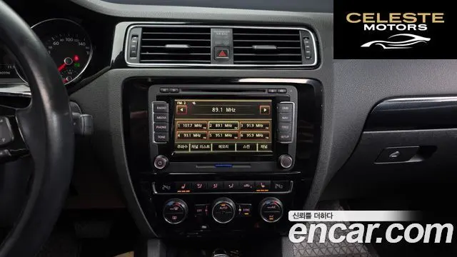 VOLKSWAGEN 2.0 TDI Premium 2016 — photo 14 sur 20