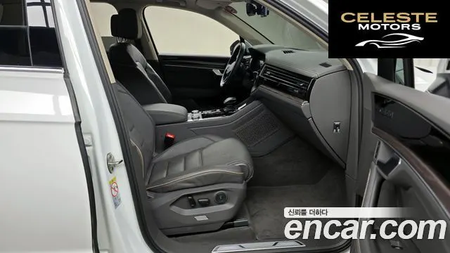 VOLKSWAGEN 33.0 TDI 2022 — photo 10 sur 20