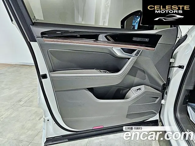 VOLKSWAGEN 33.0 TDI 2023 — photo 17 sur 25