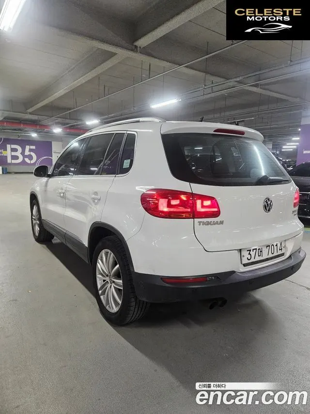 VOLKSWAGEN 2.0 TDI Premium 2015 — photo 4 sur 26