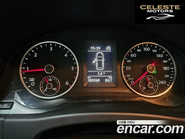 VOLKSWAGEN 2.0 TDI Premium 2015 — photo 8 sur 26