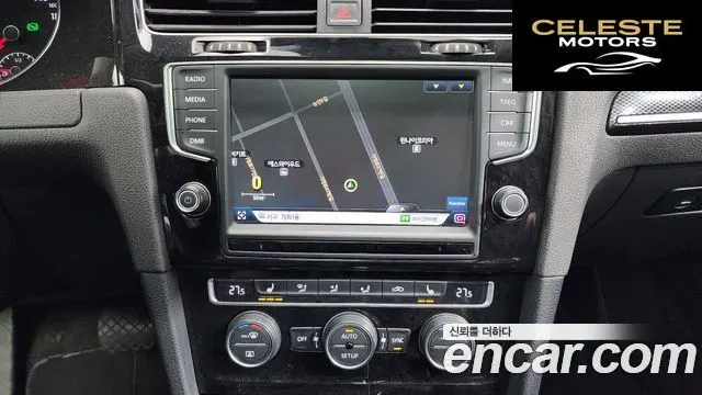 VOLKSWAGEN 71.4 TSI Premium 2014 — photo 14 sur 20