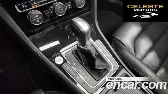 VOLKSWAGEN 71.4 TSI Premium 2014 — photo 9 sur 20