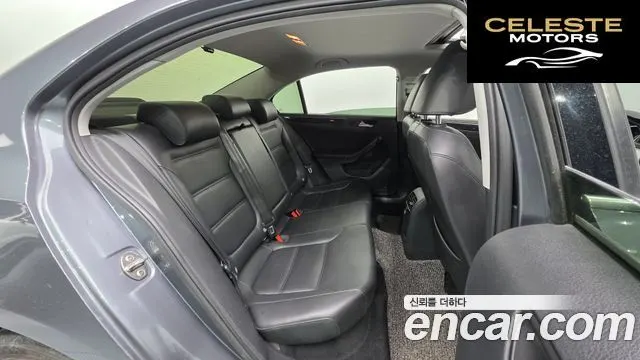 VOLKSWAGEN 2.0 TDI Premium 2015 — photo 19 sur 20