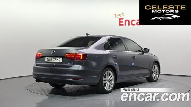 VOLKSWAGEN 2.0 TDI Premium 2015 — photo 2 sur 20