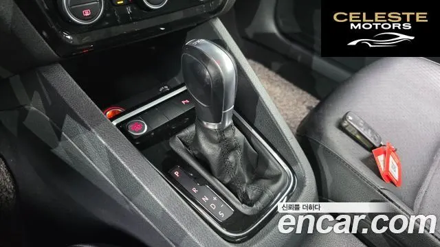 VOLKSWAGEN 2.0 TDI Premium 2015 — photo 9 sur 20