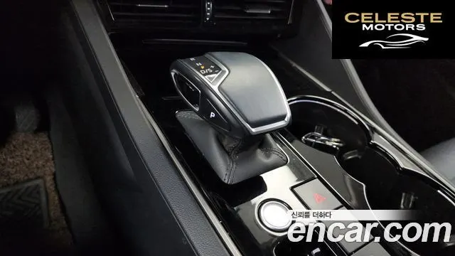 VOLKSWAGEN 33.0 TDI Premium 2021 — photo 9 sur 26