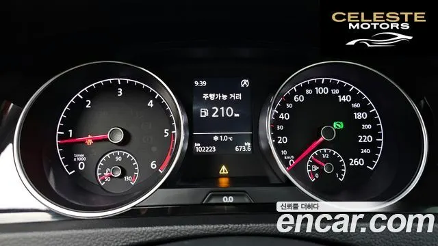 VOLKSWAGEN 72.0 TDI 2015 — photo 8 sur 20