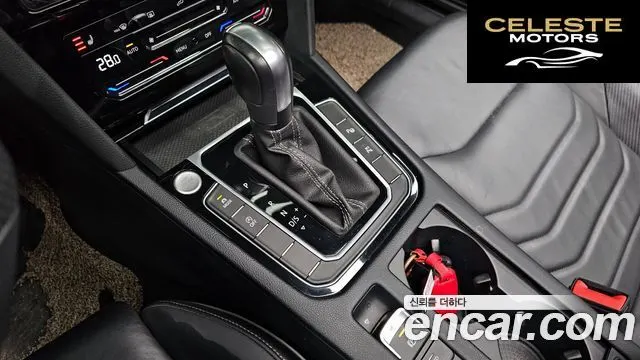 VOLKSWAGEN 2.0 TDI R-LINE 4 2022 — photo 9 sur 20