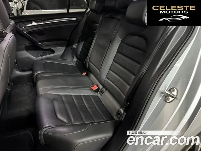 VOLKSWAGEN 71.4 TSI Premium 2016 — photo 12 sur 25
