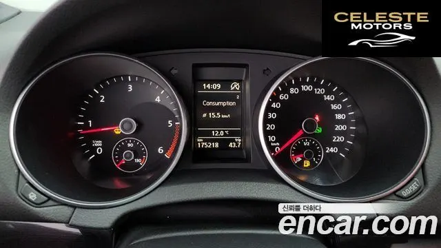 VOLKSWAGEN 62.0 TDI Cabriolet 2012 — photo 8 sur 20