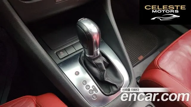 VOLKSWAGEN 62.0 TDI Cabriolet 2012 — photo 9 sur 20