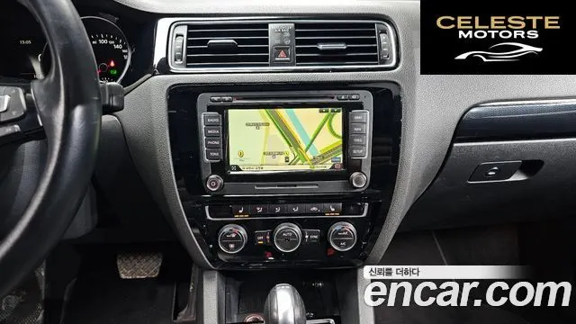 VOLKSWAGEN 2.0 TDI Premium 2015 — photo 14 sur 20