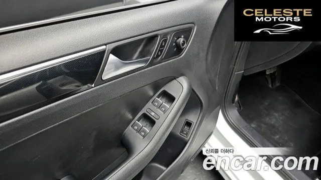 VOLKSWAGEN 2.0 TDI Premium 2015 — photo 17 sur 20
