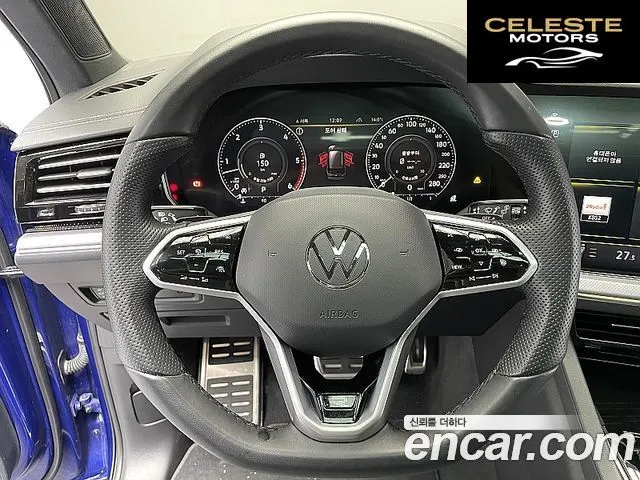 VOLKSWAGEN 33.0 TDI R-Line 2023 — photo 12 sur 26