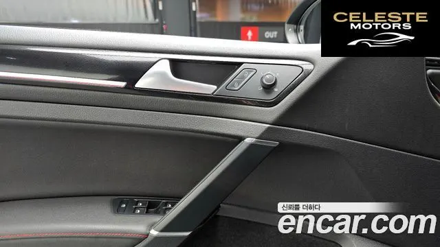 VOLKSWAGEN 72.0 GTI 2014 — photo 17 sur 20