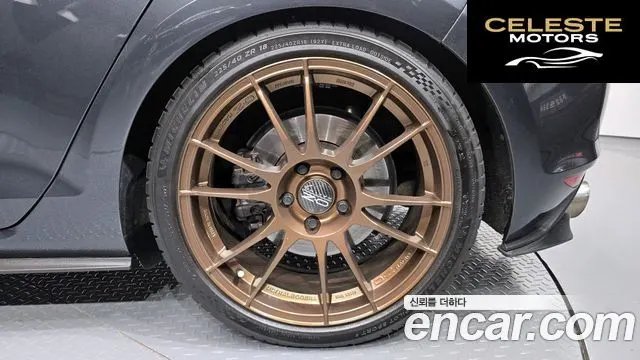 VOLKSWAGEN 72.0 GTI 2014 — photo 5 sur 20